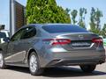 Toyota Camry Prestige 2023 года за 14 490 000 тг. в Алматы – фото 3