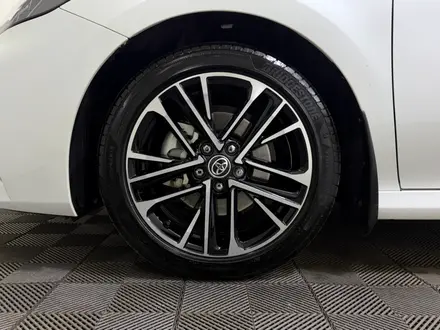 Toyota Camry Luxe eCVT 2025 года за 24 300 000 тг. в Алматы – фото 16