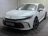 Toyota Camry Luxe eCVT 2025 года за 24 300 000 тг. в Алматы