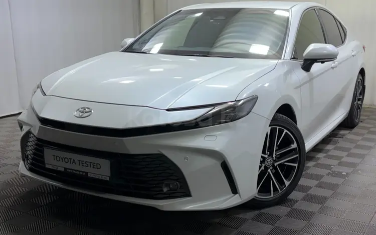 Toyota Camry Luxe eCVT 2025 годаүшін24 300 000 тг. в Алматы