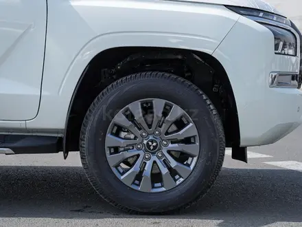Mitsubishi L200 DC Invite 2026 года за 14 231 310 тг. в Алматы – фото 5