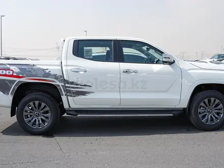 Mitsubishi L200 DC Invite 2026 года за 14 231 310 тг. в Алматы – фото 6