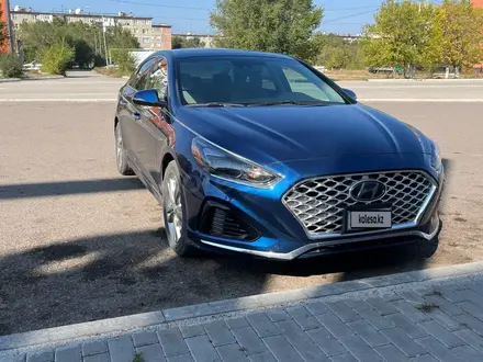 Hyundai Sonata 2018 года за 6 800 000 тг. в Караганда