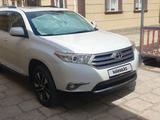 Toyota Highlander 2012 года за 14 500 000 тг. в Актау