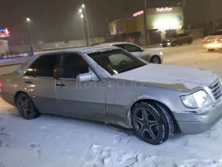 Mercedes-Benz S 320 1995 года за 4 000 000 тг. в Атырау – фото 3