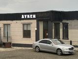 Mercedes-Benz S 350 2006 года за 4 500 000 тг. в Атырау – фото 2