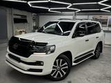 Toyota Land Cruiser 2018 годаүшін36 900 000 тг. в Алматы