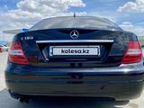 Mercedes-Benz C 180 2013 года за 8 000 000 тг. в Атырау – фото 4