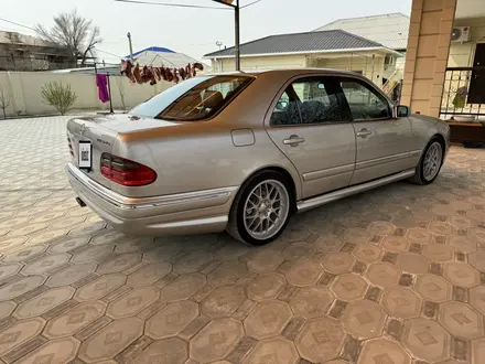 Mercedes-Benz E 320 2001 года за 6 350 000 тг. в Жанаозен – фото 3