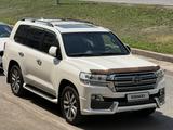 Toyota Land Cruiser 2020 года за 39 000 000 тг. в Астана