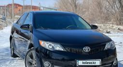 Toyota Camry 2013 года за 8 500 000 тг. в Актобе