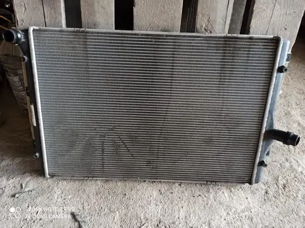 Основной радиатор на Фольксваген пассат б6 за 40 000 тг. в Алматы