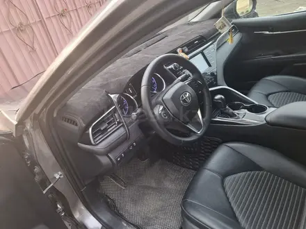 Toyota Camry 2018 года за 9 500 000 тг. в Кызылорда – фото 10