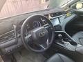 Toyota Camry 2018 года за 9 500 000 тг. в Кызылорда – фото 7