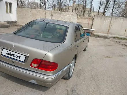 Mercedes-Benz E 280 1997 года за 2 700 000 тг. в Алматы – фото 4