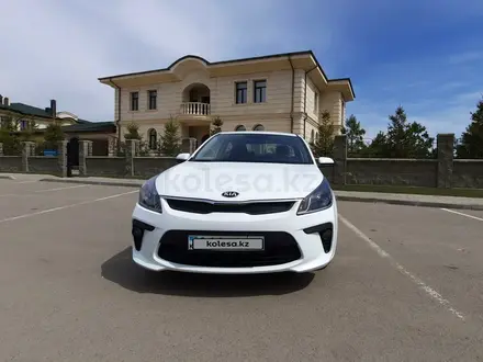 Kia Rio 2020 года за 8 200 000 тг. в Астана