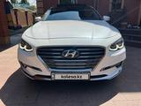 Hyundai Grandeur 2016 годаfor10 800 000 тг. в Алматы