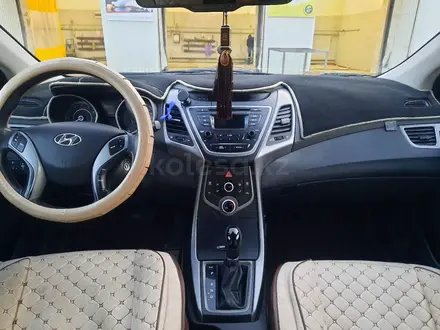 Hyundai Elantra 2015 года за 5 800 000 тг. в Актау – фото 10