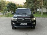 Toyota Land Cruiser 2017 годаүшін33 500 000 тг. в Алматы – фото 2