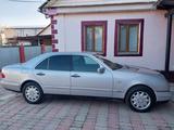 Mercedes-Benz E 280 1998 годаfor3 100 000 тг. в Алматы – фото 3