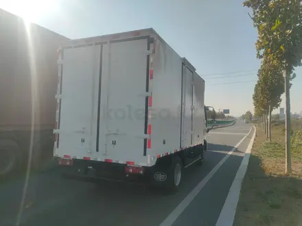 FAW  3500 кг 2025 года за 14 500 000 тг. в Астана – фото 2