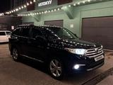 Toyota Highlander 2011 года за 13 000 000 тг. в Алматы – фото 2