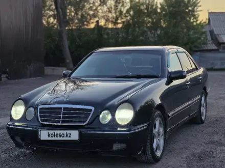 Mercedes-Benz E 320 2000 года за 3 200 000 тг. в Астана – фото 6
