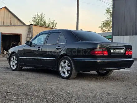 Mercedes-Benz E 320 2000 года за 3 200 000 тг. в Астана – фото 9
