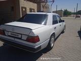 Mercedes-Benz E 230 1990 года за 1 300 000 тг. в Бауыржана Момышулы – фото 4