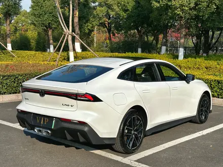 Changan UNI-V 2024 года за 7 236 878 тг. в Другой город в Китае – фото 5