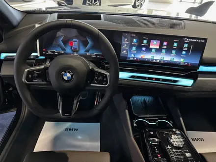 BMW 530 2025 года за 43 000 000 тг. в Астана – фото 6