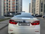 Toyota Camry 2014 годаfor10 950 000 тг. в Алматы – фото 5