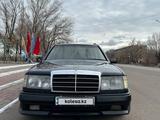 Mercedes-Benz E 320 1991 года за 2 550 000 тг. в Жезказган – фото 4