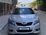 Toyota Camry 2010 годаүшін7 500 000 тг. в Жанаозен – фото 3