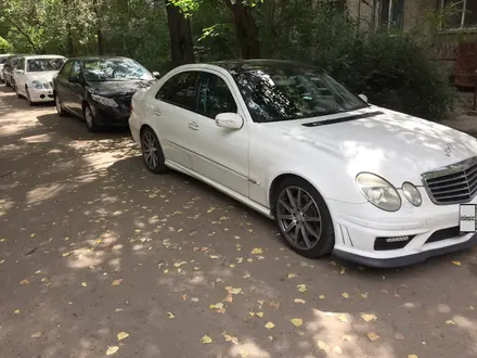 Mercedes-Benz E 320 2003 годаүшін9 500 000 тг. в Алматы – фото 10