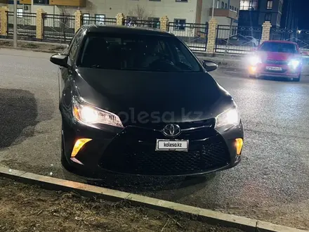 Toyota Camry 2015 года за 7 000 000 тг. в Уральск – фото 3