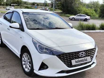 Hyundai Accent 2020 года за 8 000 000 тг. в Уральск – фото 3