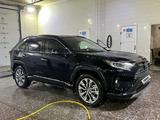 Toyota RAV4 2021 года за 19 000 000 тг. в Павлодар