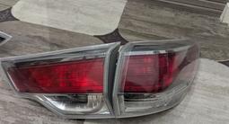 Комплект задних фонарей Toyota Highlander 2014-2019 за 110 000 тг. в Астана