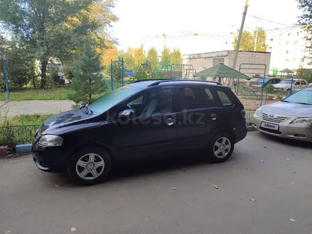 Volkswagen Golf Plus 2009 года за 3 500 000 тг. в Кокшетау – фото 2