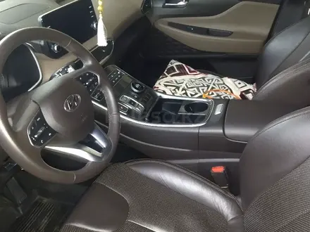 Hyundai Santa Fe 2021 года за 19 000 000 тг. в Шымкент – фото 5