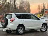 Toyota RAV4 2010 года за 7 000 000 тг. в Астана – фото 3