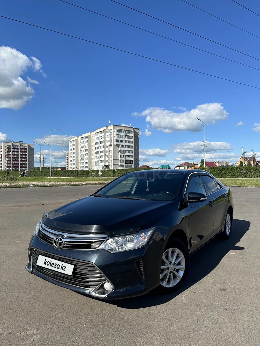 Toyota Camry 2015 г.