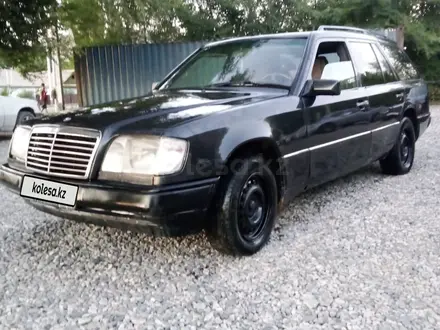 Mercedes-Benz E 230 1992 года за 900 000 тг. в Талдыкорган