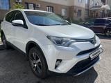 Toyota RAV4 2018 года за 13 750 000 тг. в Талдыкорган