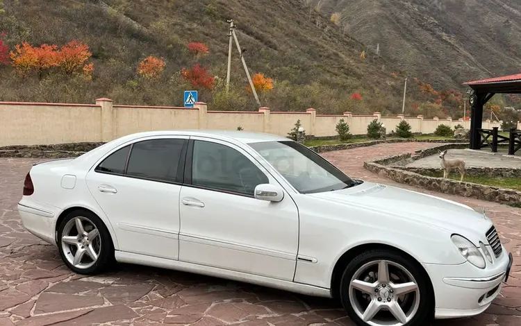 Mercedes-Benz E 320 2002 годаfor5 500 000 тг. в Алматы