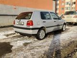 Volkswagen Golf 1996 года за 1 750 000 тг. в Алматы – фото 2