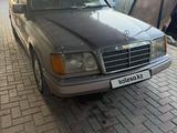 Mercedes-Benz E 200 1993 года за 1 500 000 тг. в Алматы – фото 2