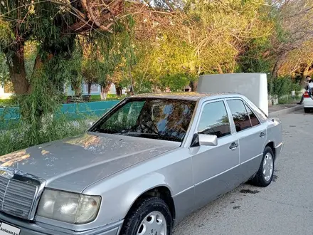 Mercedes-Benz E 200 1993 годаүшін1 600 000 тг. в Кызылорда – фото 2