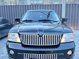 Lincoln Navigator 2003 года за 7 200 000 тг. в Астана